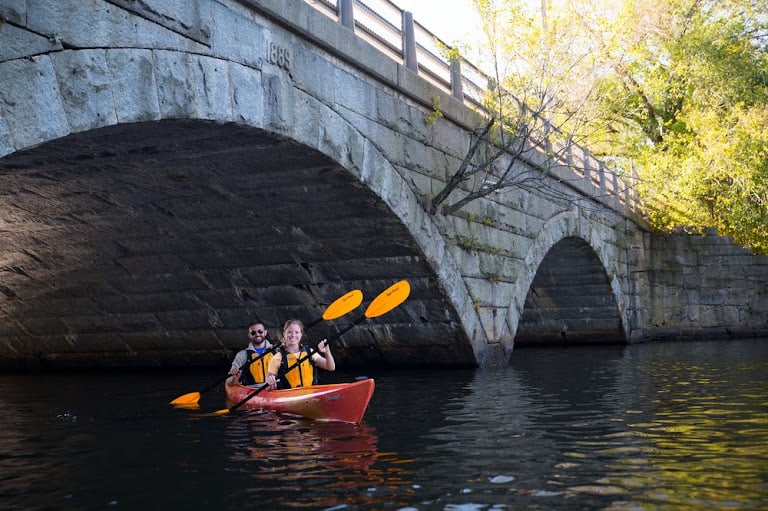 Paddle Boston: Waltham, Moody Street.