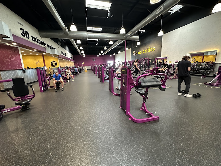 Planet Fitness — Burbank, California (2)