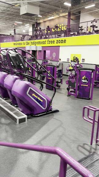 Planet Fitness — Tucson, Arizona (3)