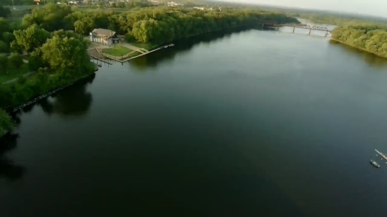 Riverfront Boathouse — Hartford, Connecticut (3)