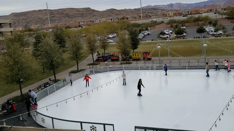 Rock Rink at Downtown Summerlin — Las Vegas, Nevada (3)