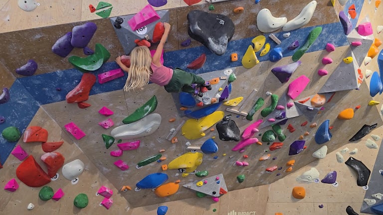 Rock Spot Climbing: New Haven — New Haven, Connecticut (2)