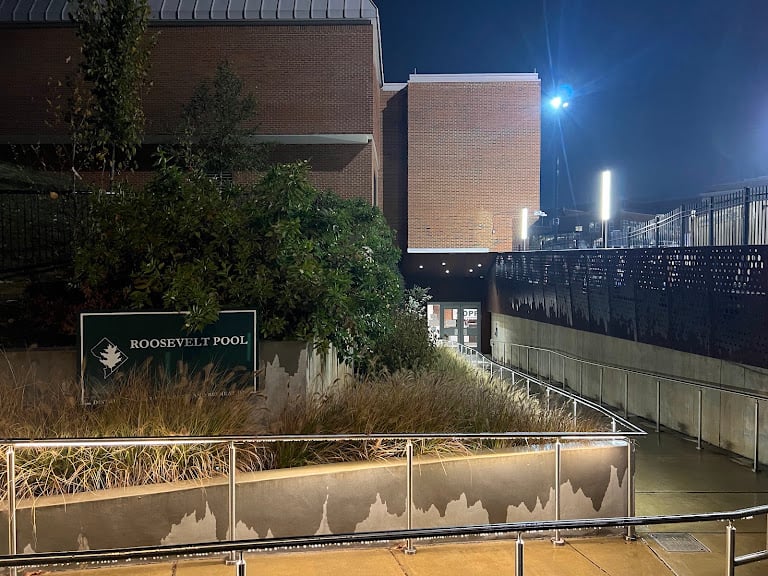 Roosevelt Aquatic Center