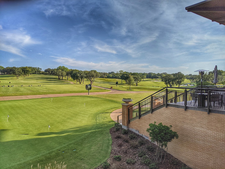 Shady Oaks Country Club