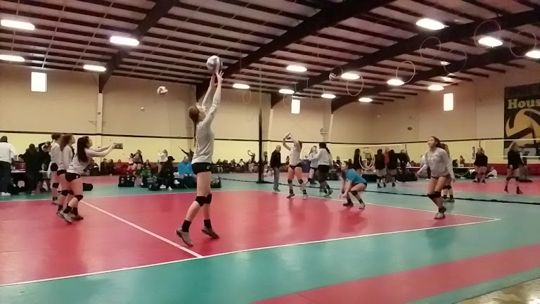 spike sport club — Missouri City, Texas (3)
