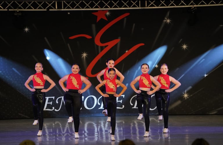 StarMakers Dance Company