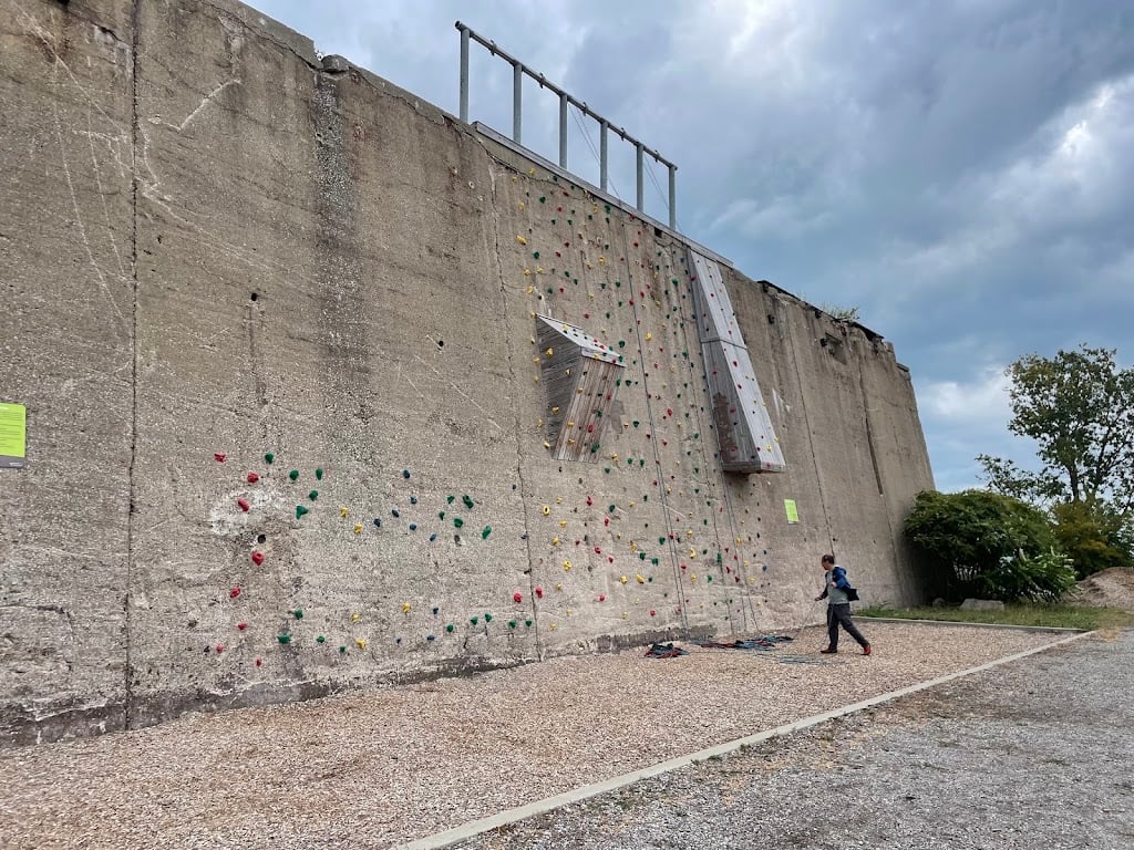 Steelworkers Park Climbing Wall — Sports Club in Chicago, Illinois