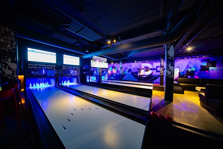 Strike Club Bowling — Bowling venue in Michigan