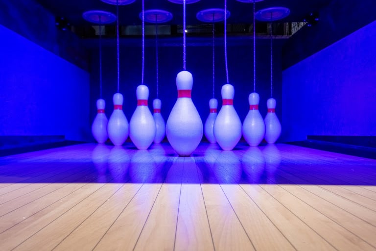 Strike Club Bowling