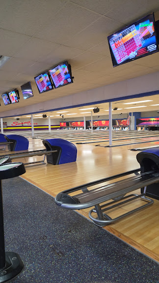 Summit Lanes — Lee's Summit, Missouri (3)