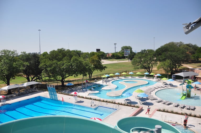 The Cove Aquatic Center at Samuell Grand