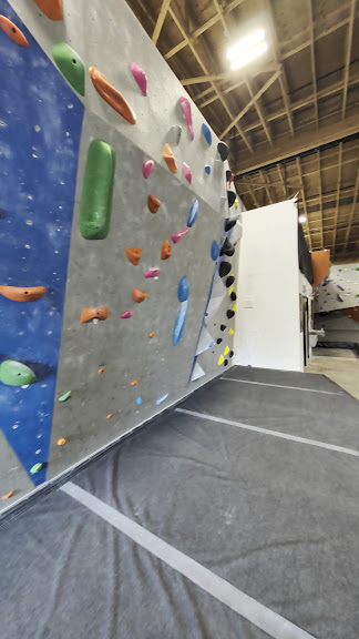 The Jug Rock Gym — Redmond, Oregon (3)
