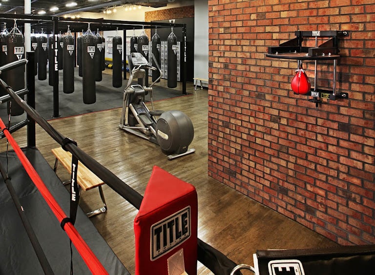 TITLE Boxing Club Boston Newbury Street — Boston, Massachusetts (2)