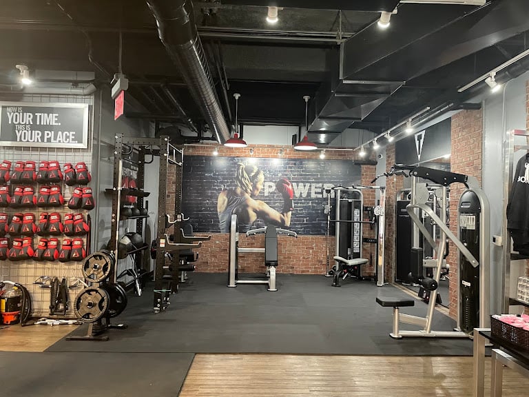 TITLE Boxing Club North Station — Boston, Massachusetts (2)