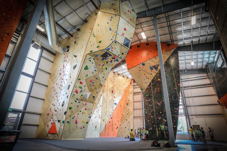 Übergrippen Indoor Climbing Crag - Denver — Denver, Colorado (2)