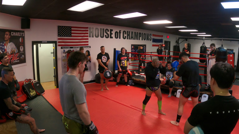 V-FIT HOUSE of CHAMPIONS — Arlington, Texas (3)