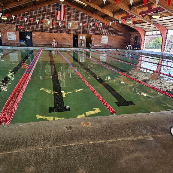 Valley Pool