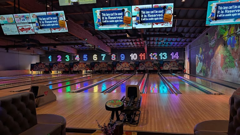 Valley View Lanes