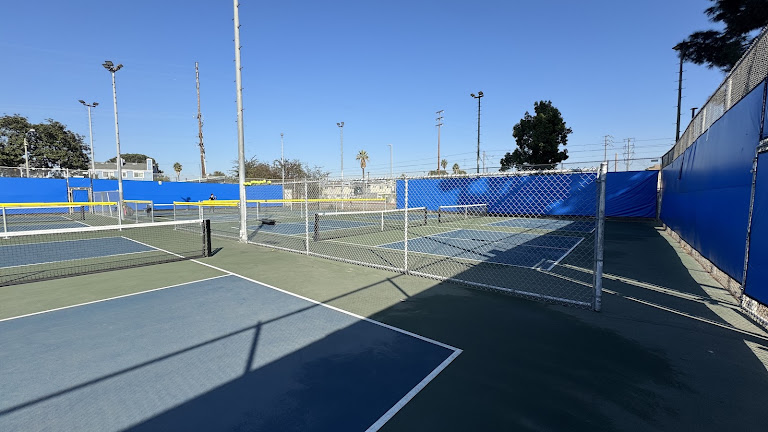 Veterans Park Pickleball Courts LB