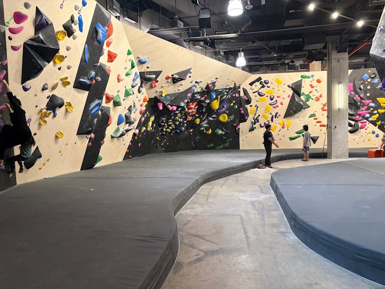 VITAL Climbing Gym – Lower East Side — Climbing venue in New York, New York