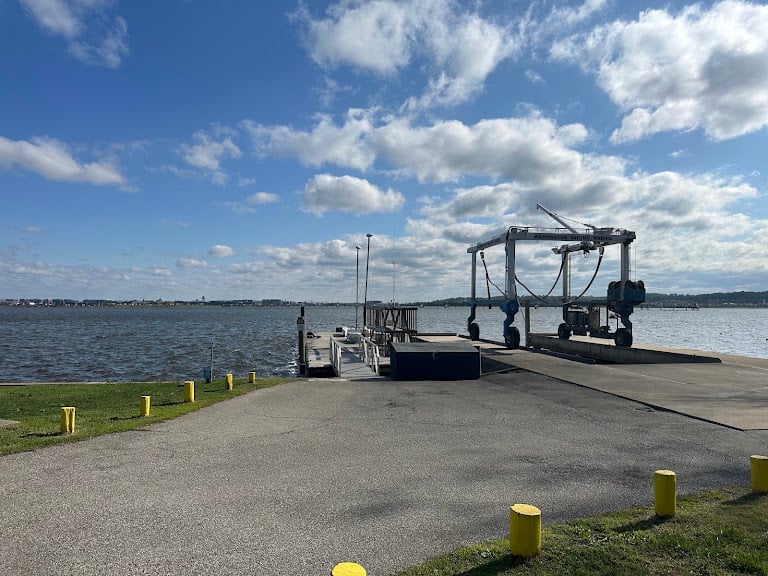 Washington Sailing Marina