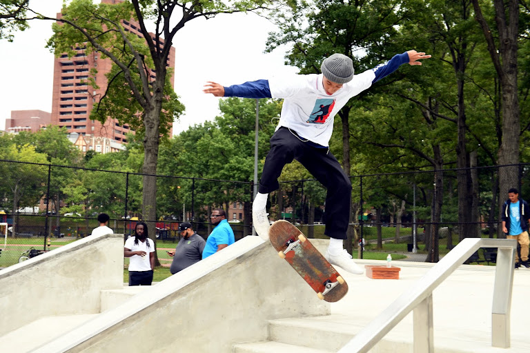 Williamsbridge Oval Skate Park — Skateboarding venue in New York