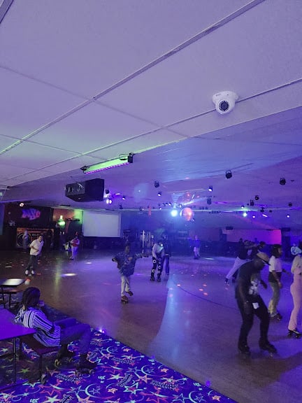 Winnwood Skate Center — Kansas City, Missouri (3)