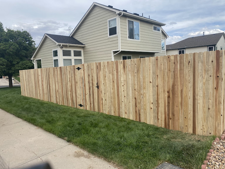 Wood up fencing — Aurora, Colorado (2)