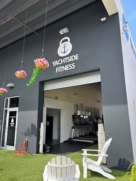 Yachtside Fitness: Downtown Miami — Yoga venue in Miami, Florida